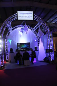 stand demi cercle déco leds et toiles