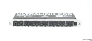 RÉPARTITEUR / ZONEUR / MELANGEUR BEHRINGER – MX882 ULTRALINK PRO