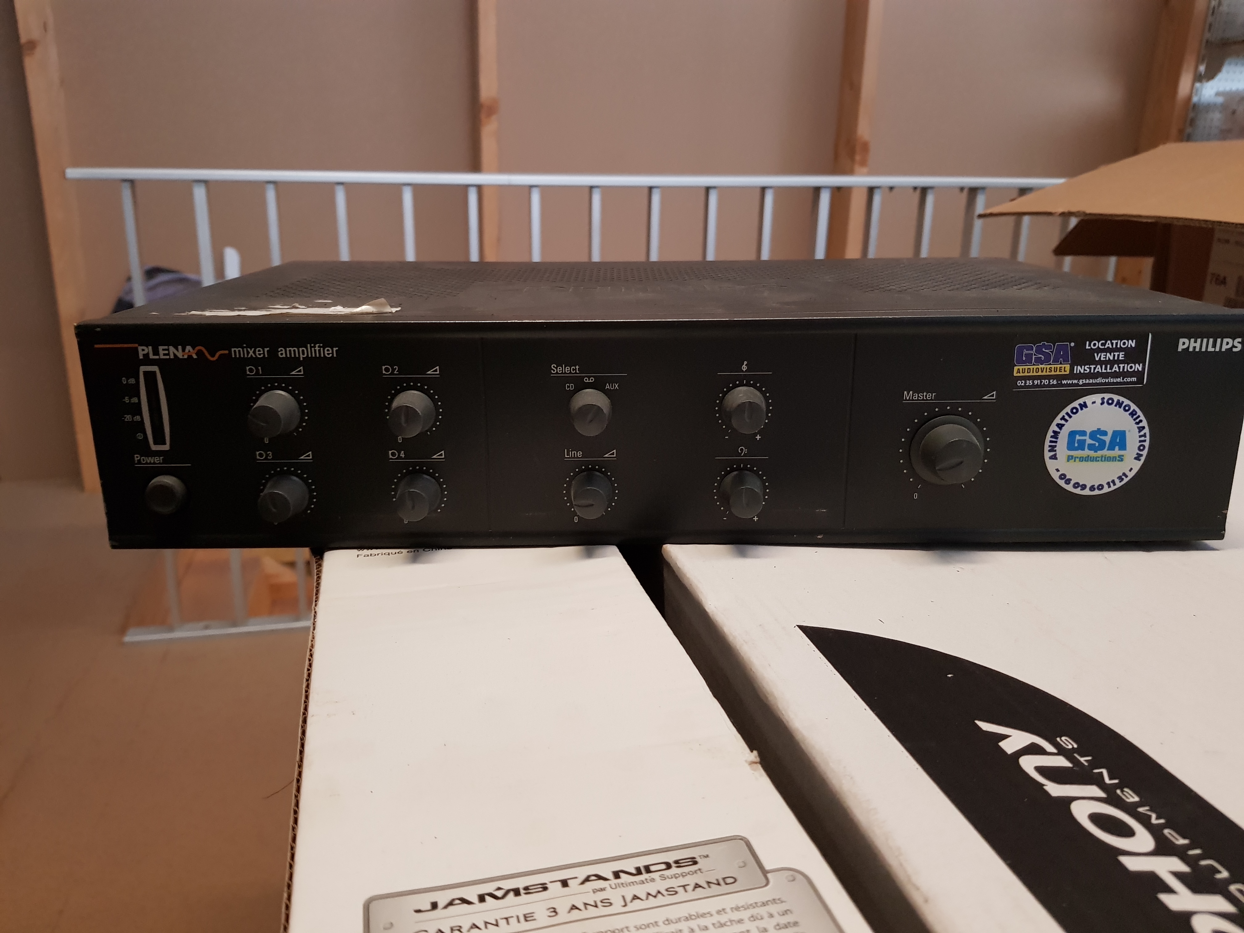 Amplificateur 100 Volts Philips