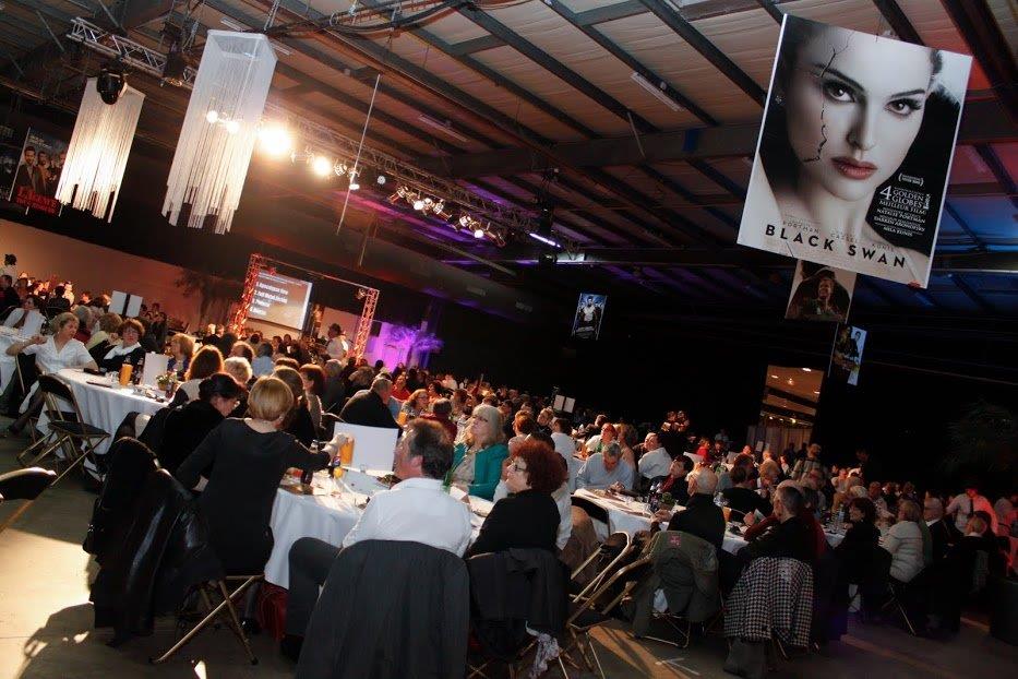 Affiches cinéma sur mobile recto verso motorisé