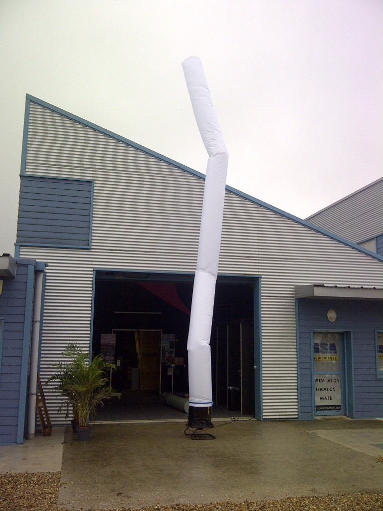 manche à air, sky dancer de 8 mètres sur ventilateur