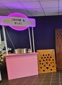 stand barbe à papa et jeux en bois